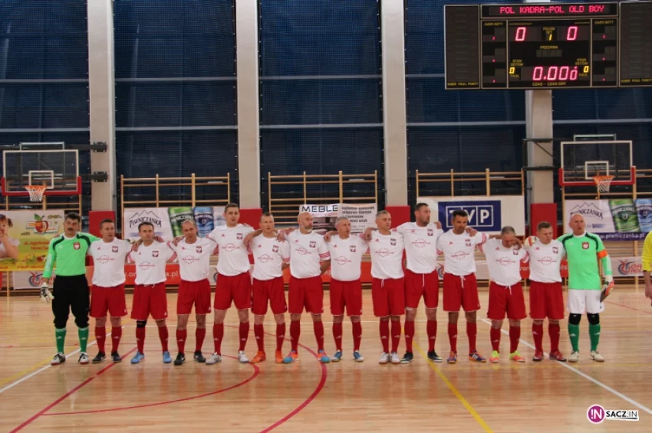 Pod patronatem DTS - Królowie dzieciom: charytatywny turniej piłki halowej w piwnicznej – Zdroju - zdjęcie 17