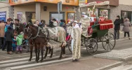 Kolorowy Orszak Trzech Króli po raz drugi przeszedł ulicami miasta (wideo) - zdjęcie 2