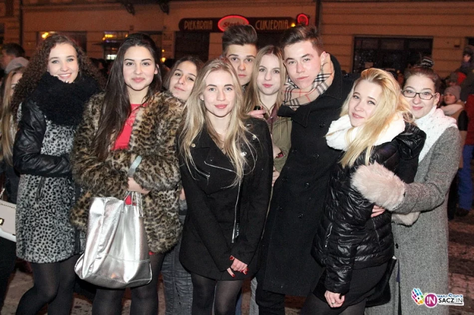 Sylwester na sądeckim Rynku - zdjęcie 16