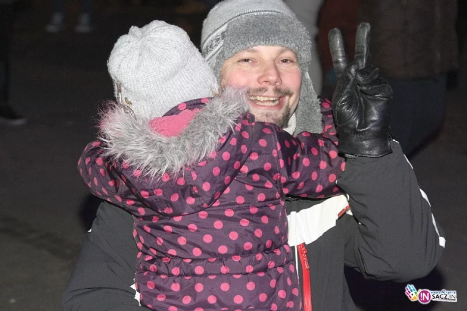 Sylwester na sądeckim Rynku - zdjęcie 19