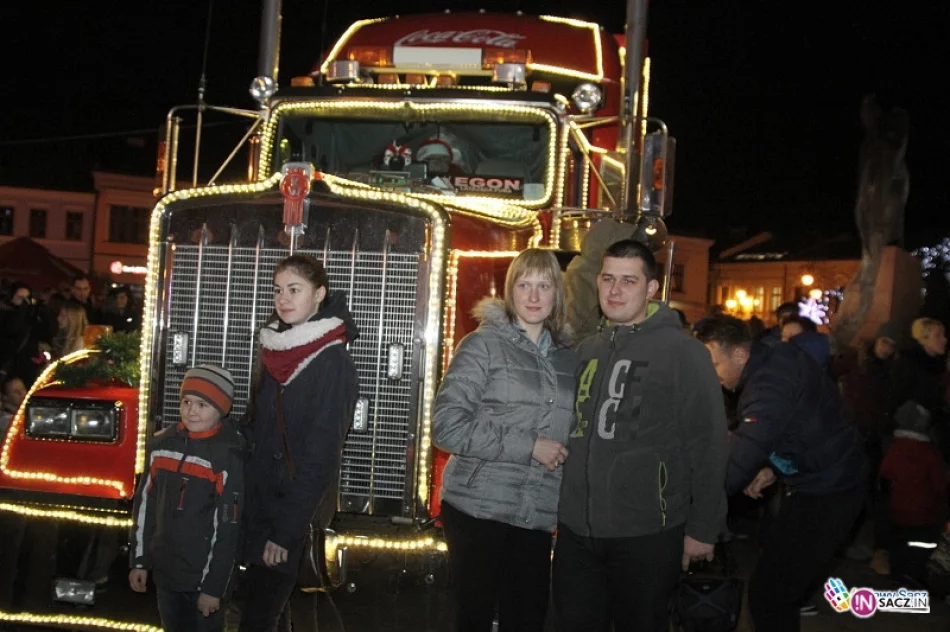 Ciężarówka Coca-Coli na sądeckim Rynku - zdjęcie 4