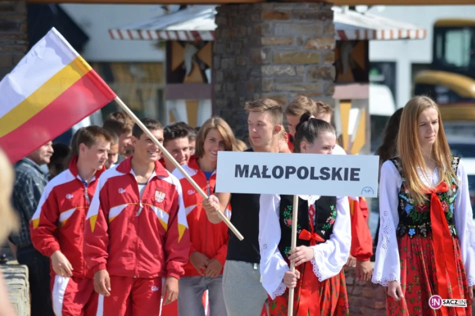 Zapłonął olimpijski znicz - kajakarze rozpoczynają rywalizację - zdjęcie 2