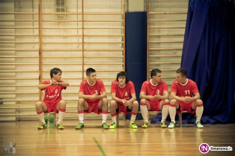 Początek rozgrywek limanowskiej ligi futsalu 2015/16 - zdjęcie 4