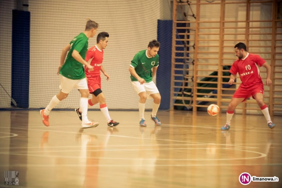 Początek rozgrywek limanowskiej ligi futsalu 2015/16 - zdjęcie 10