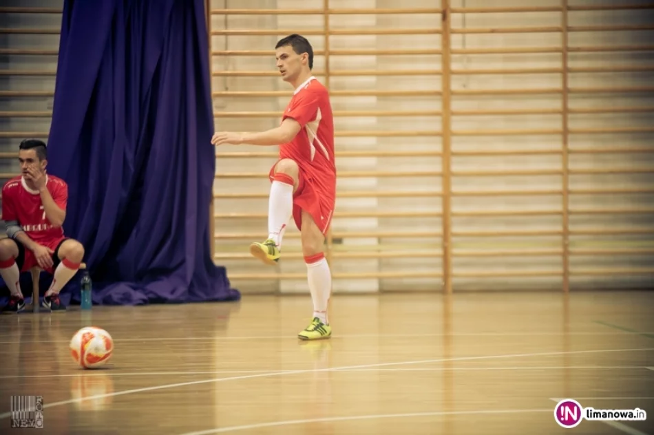 Początek rozgrywek limanowskiej ligi futsalu 2015/16 - zdjęcie 16