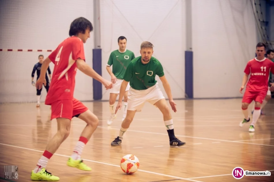 Początek rozgrywek limanowskiej ligi futsalu 2015/16 - zdjęcie 19