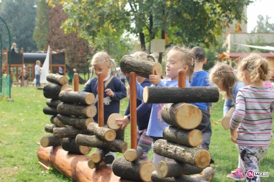 Montessoriańskie dzieci w Nowym Sączu - zdjęcie 3