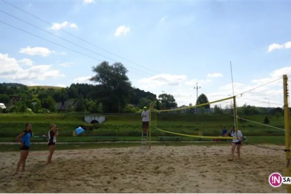 XIII Mistrzostwa Miasta Nowego Sącza w siatkówce plażowej kobiet i mężczyzn - zdjęcie 4