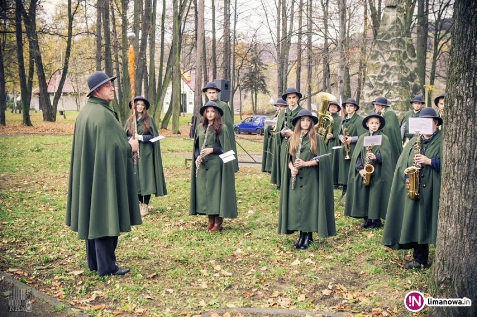 Apel poległych przy Pomniku Legionistów w Łososinie Górnej - zdjęcie 3