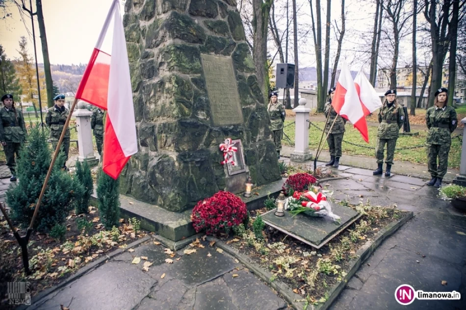 Apel poległych przy Pomniku Legionistów w Łososinie Górnej - zdjęcie 20