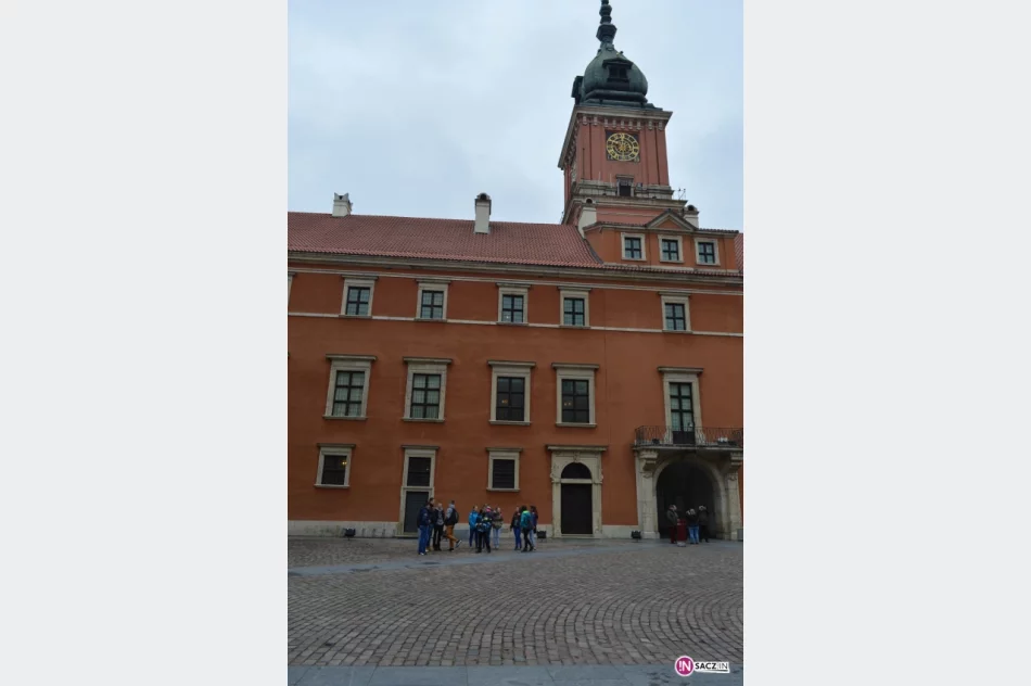 Gimnazjaliści z Koniuszowej w Warszawie - zdjęcie 10