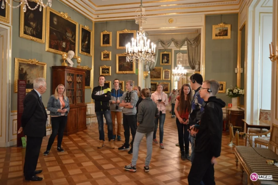 Gimnazjaliści z Koniuszowej w Warszawie - zdjęcie 14