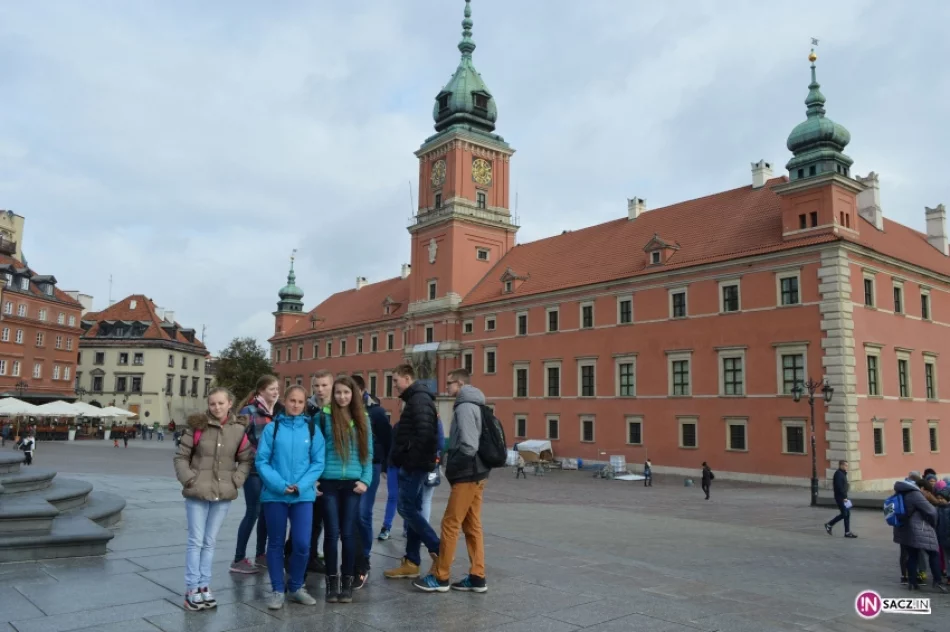 Gimnazjaliści z Koniuszowej w Warszawie - zdjęcie 15