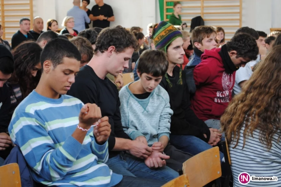 Wizyta młodzieży z Izraela w Mszanie Dolnej - zdjęcie 11