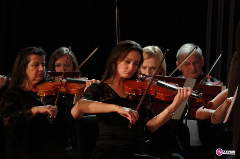 Koncert Jubileuszowy Krynickiej Orkiestry Zdrojowej imienia Adama Wrońskiego - zdjęcie 3