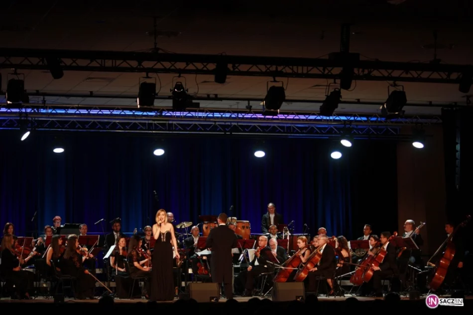 Koncert Jubileuszowy Krynickiej Orkiestry Zdrojowej imienia Adama Wrońskiego - zdjęcie 7