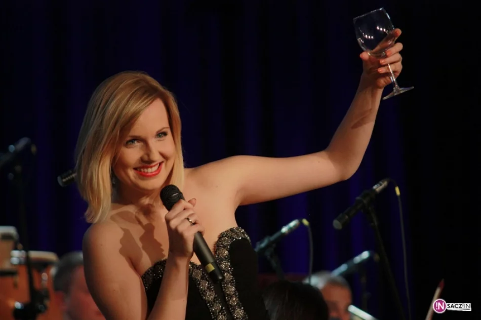 Koncert Jubileuszowy Krynickiej Orkiestry Zdrojowej imienia Adama Wrońskiego - zdjęcie 11