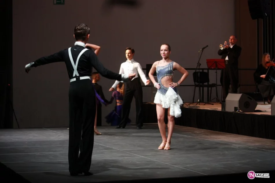 Koncert Jubileuszowy Krynickiej Orkiestry Zdrojowej imienia Adama Wrońskiego - zdjęcie 14