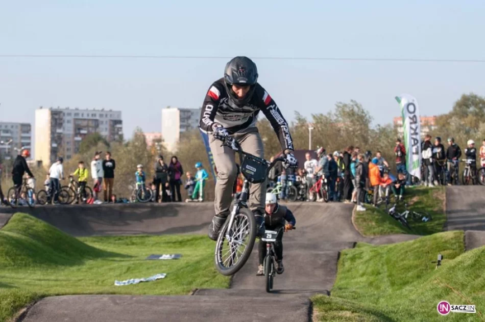 Pumptrack w Nowym Sączu oddany do użytku - zdjęcie 5