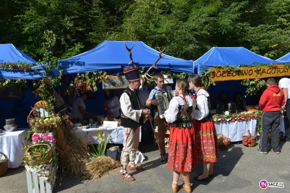 Moc kolorów i zapachów: Święto Owocobrania w Łącku - zdjęcie 6