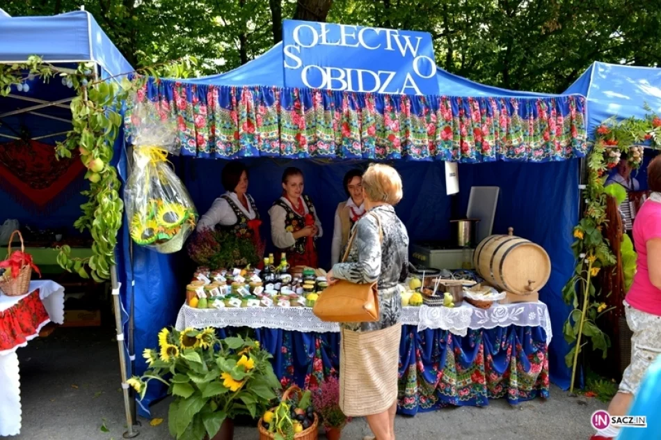 Moc kolorów i zapachów: Święto Owocobrania w Łącku - zdjęcie 11