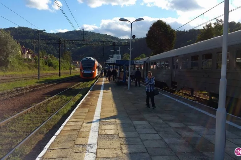 Parowozem przez Dolinę Popradu - zdjęcie 5