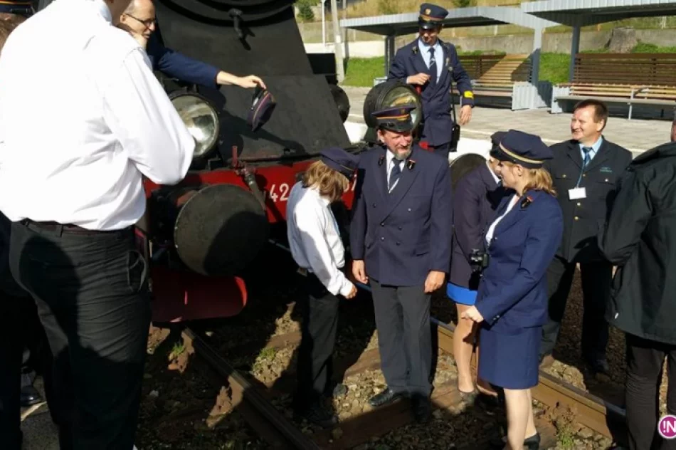 Parowozem przez Dolinę Popradu - zdjęcie 6