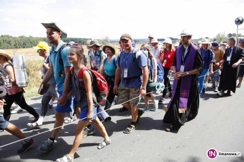 XXXIII Piesza Pielgrzymka Tarnowska na Jasną Górę - zdjęcie 9