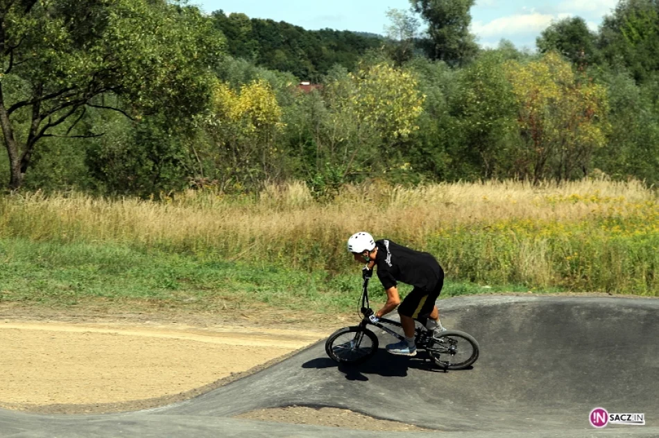 Wielokrotny mistrz Polski w BMX racing testuje pumptrack! - zdjęcie 2