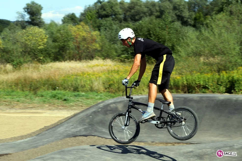 Wielokrotny mistrz Polski w BMX racing testuje pumptrack! - zdjęcie 8