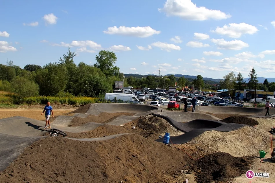 Wielokrotny mistrz Polski w BMX racing testuje pumptrack! - zdjęcie 17