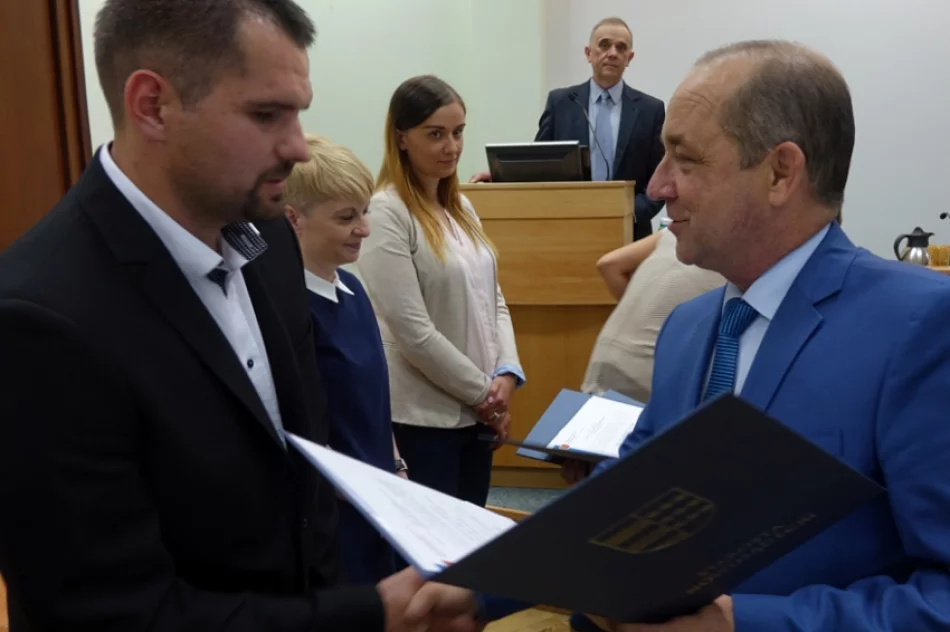 Powiat Nowosądecki: Awanse dla nauczycieli i zmiany w szkołach - zdjęcie 7