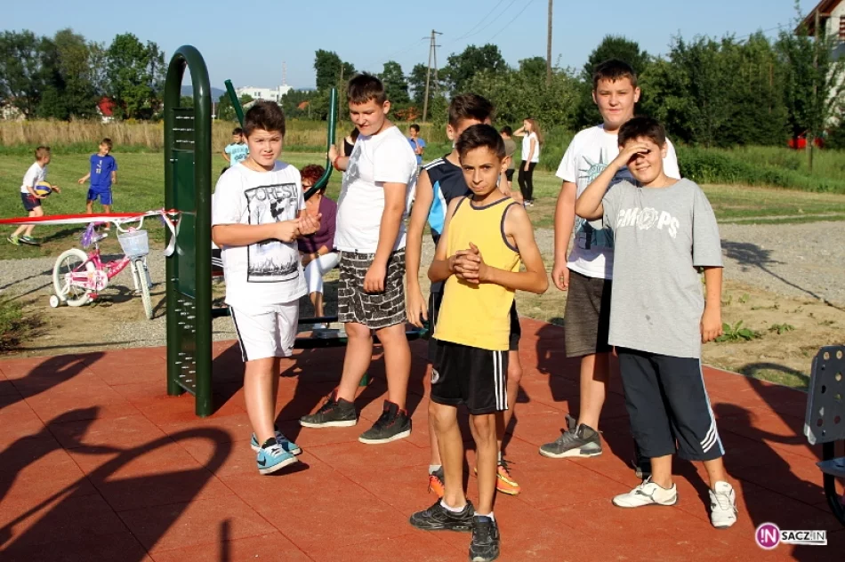 Otwarcie siłowni pod chmurką na osiedlu Dąbrówka! - zdjęcie 19