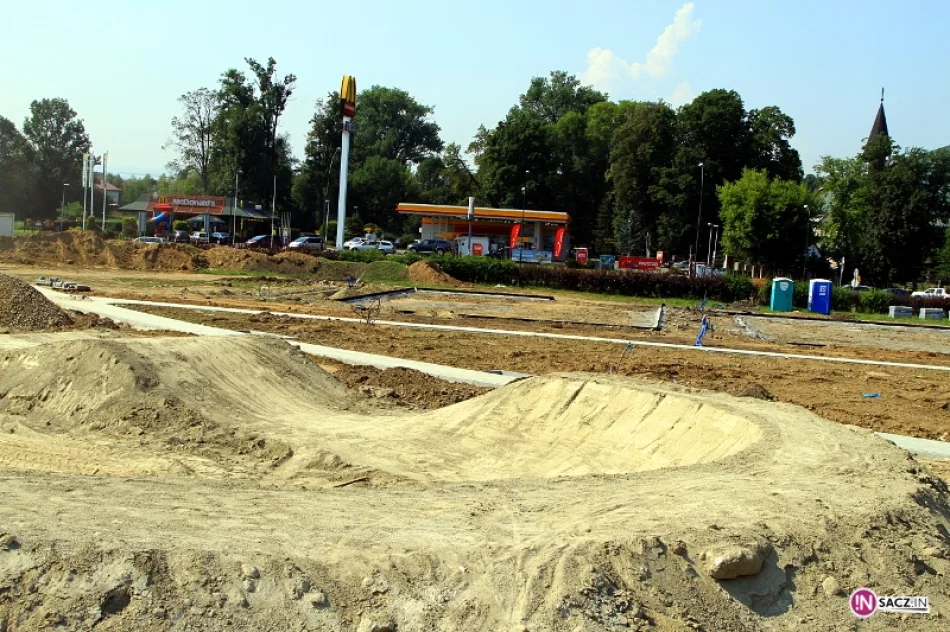 Fotorelacja z placu budowy pumptracka przy Al. Piłsudskiego - zdjęcie 7