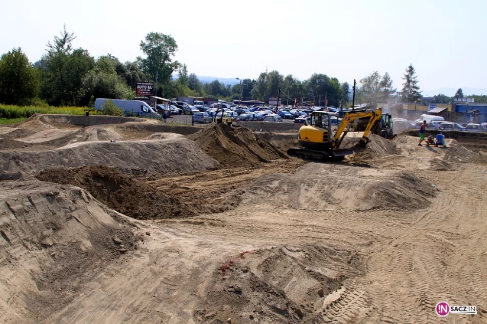 Fotorelacja z placu budowy pumptracka przy Al. Piłsudskiego - zdjęcie 11