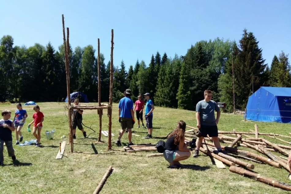 W tym roku Hufiec ZHP z Nowego Sącza podbijał przebojem Bieszczady - zdjęcie 13