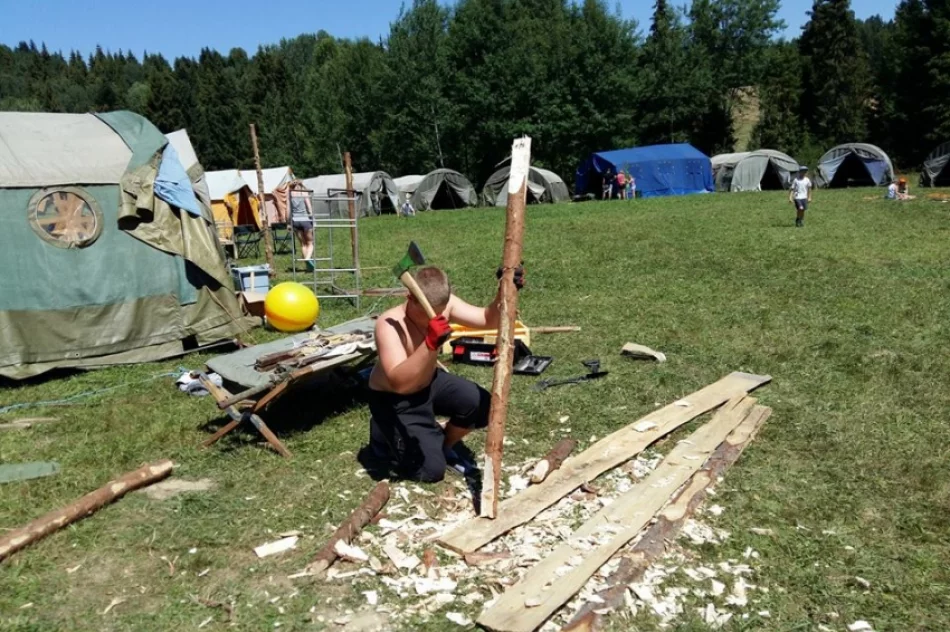 W tym roku Hufiec ZHP z Nowego Sącza podbijał przebojem Bieszczady - zdjęcie 15