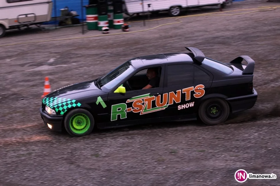 Widowisko słowackiej grupy kaskaderów - zdjęcie 3