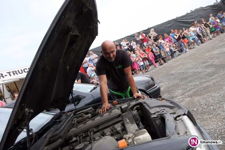 Widowisko słowackiej grupy kaskaderów - zdjęcie 4