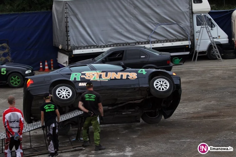 Widowisko słowackiej grupy kaskaderów - zdjęcie 7