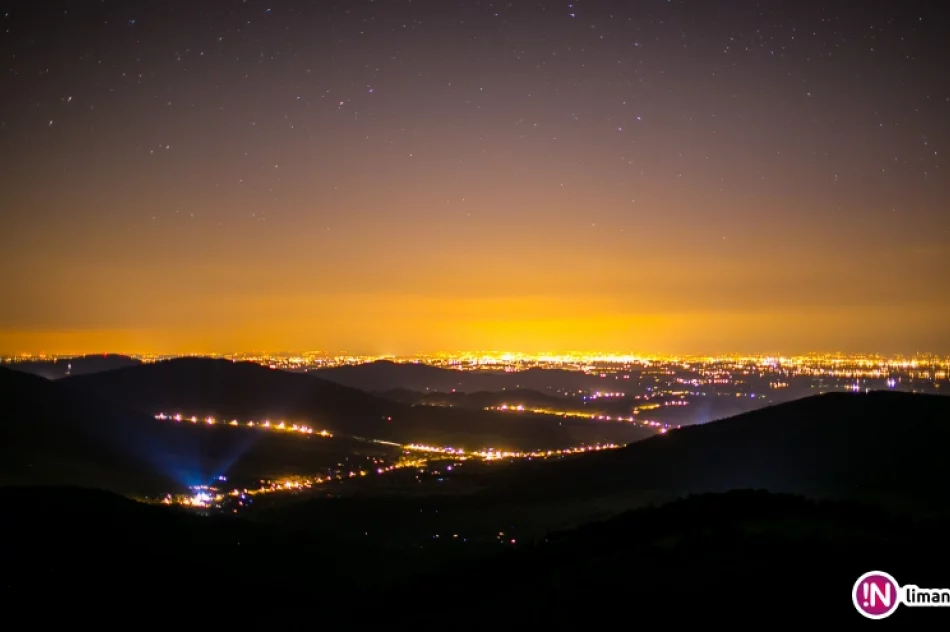 Czy noc bez księżyca może być jasna? - zdjęcie 2