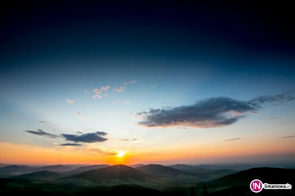 Czy noc bez księżyca może być jasna? - zdjęcie 13