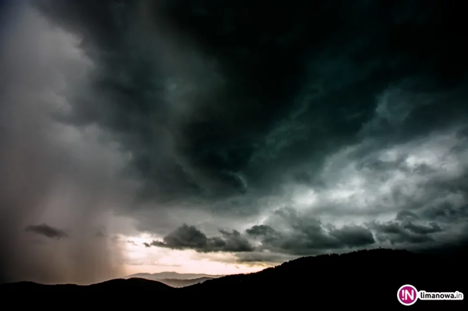 Lipcowe burze nad Beskidem Wyspowym i Gorcami - zdjęcie 2
