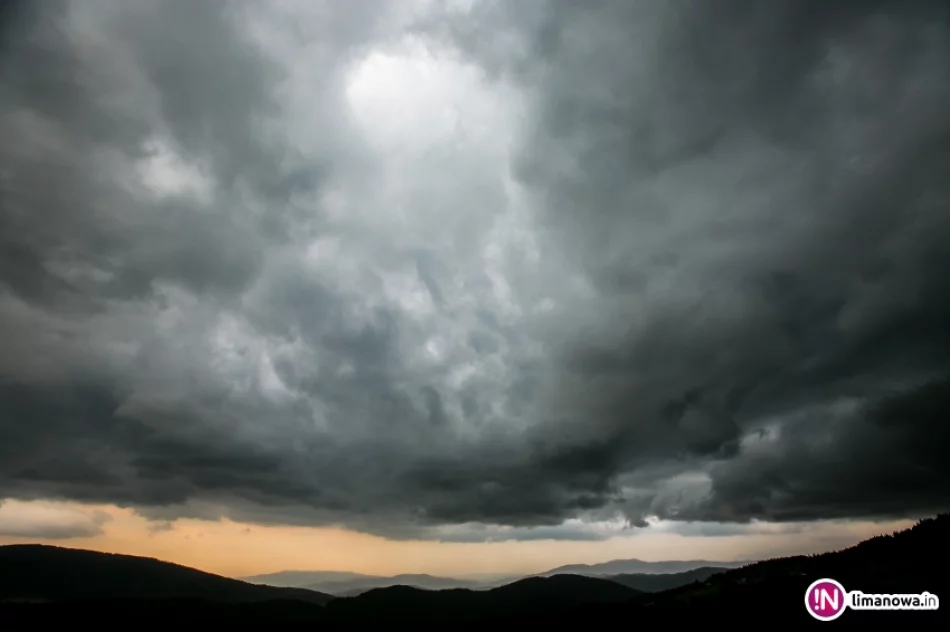 Lipcowe burze nad Beskidem Wyspowym i Gorcami - zdjęcie 7