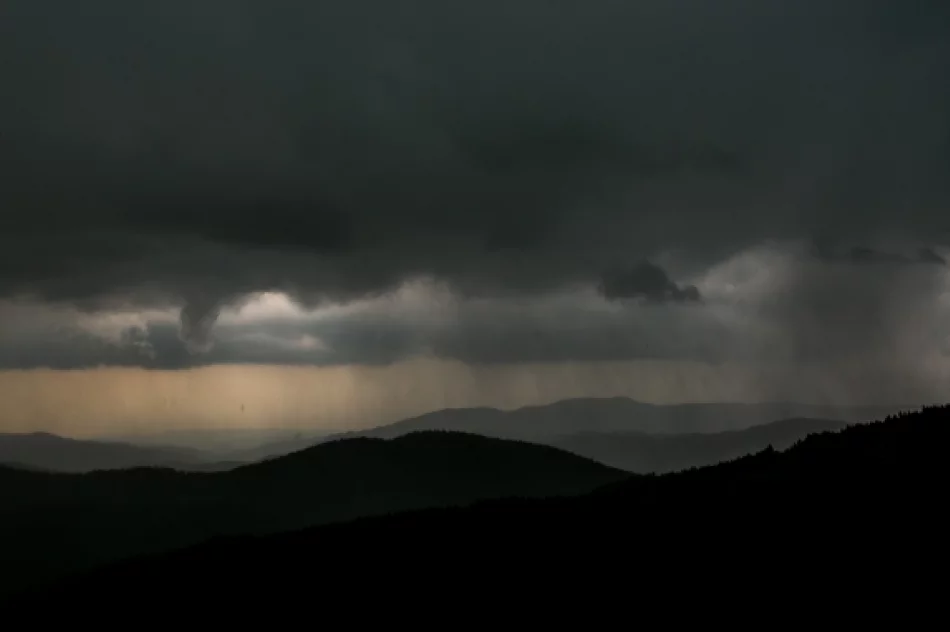 Lipcowe burze nad Beskidem Wyspowym i Gorcami - zdjęcie 12