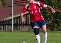 Mariusz Sejmej: doświadczony zawodnik formacji defensywnej - zdjęcie główne