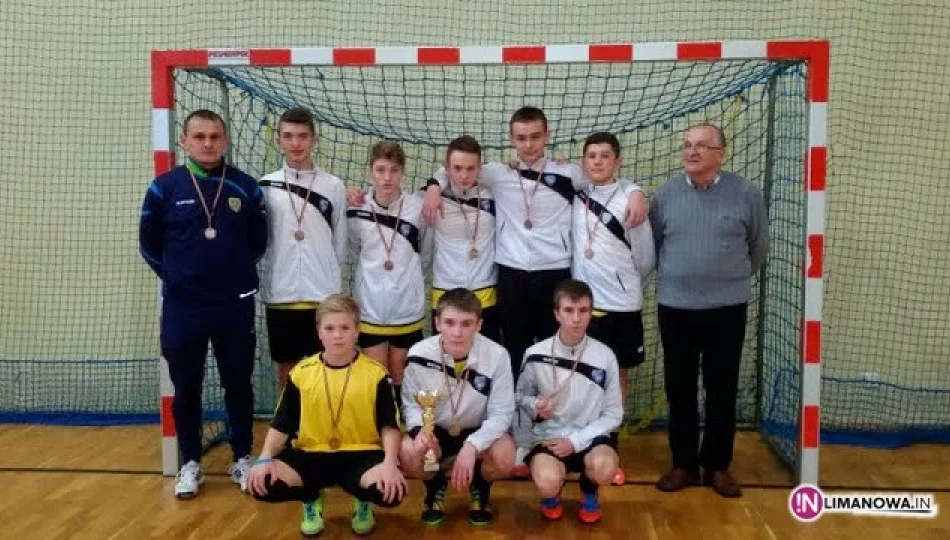 Mistrzostwa trampkarzy: KS Tymbark przed Dobrzanką - zdjęcie 1