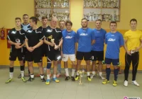 Przedświąteczna halowa rywalizacja w Tymbarku - zdjęcie główne