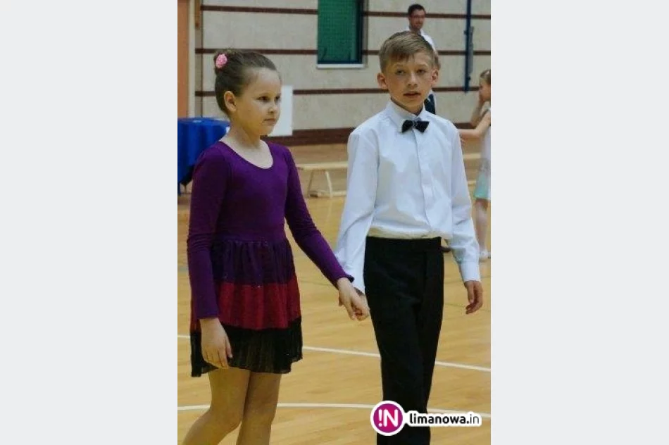 XVI Międzyszkolny Turniej Tańca Towarzyskiego „TUPTUŚ 2015” im. Janusza Głuca - zdjęcie 7