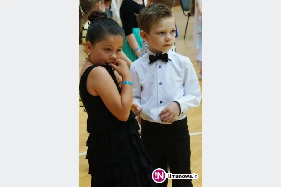 XVI Międzyszkolny Turniej Tańca Towarzyskiego „TUPTUŚ 2015” im. Janusza Głuca - zdjęcie 9